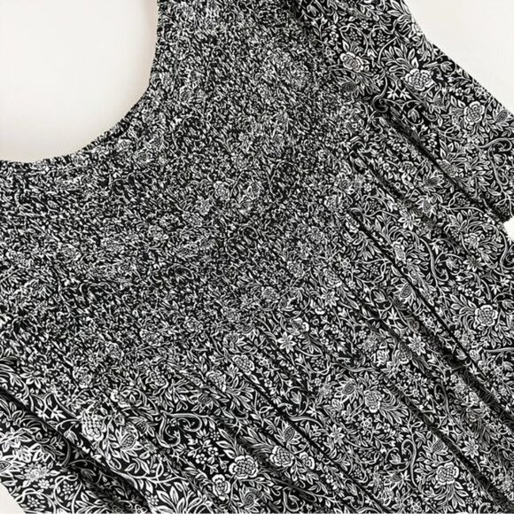 Torrid‎ Off Shoulder Black & White Floral Smocked Dress 3X Whimsigoth Skater - Picture 6 of 6